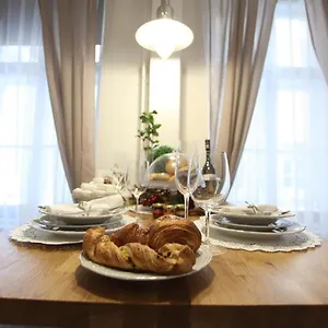 Vintage At Basilica Apartamento