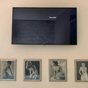 Nel Vicoletto , Napoli Italia